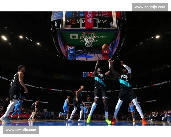 开拓者鏖战猛龙攻防对决引爆赛场胜负悬念全程拉满球迷期待值爆表